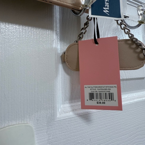 NWT Juicy Couture “All That Glitters” Wristlet in Sandstone (Cream) - Picture 4 of 4